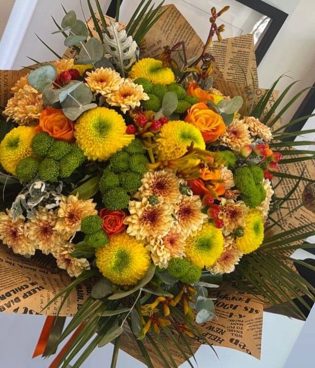 Sarı renkli Buketler