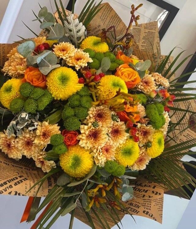 Sarı renkli Buketler