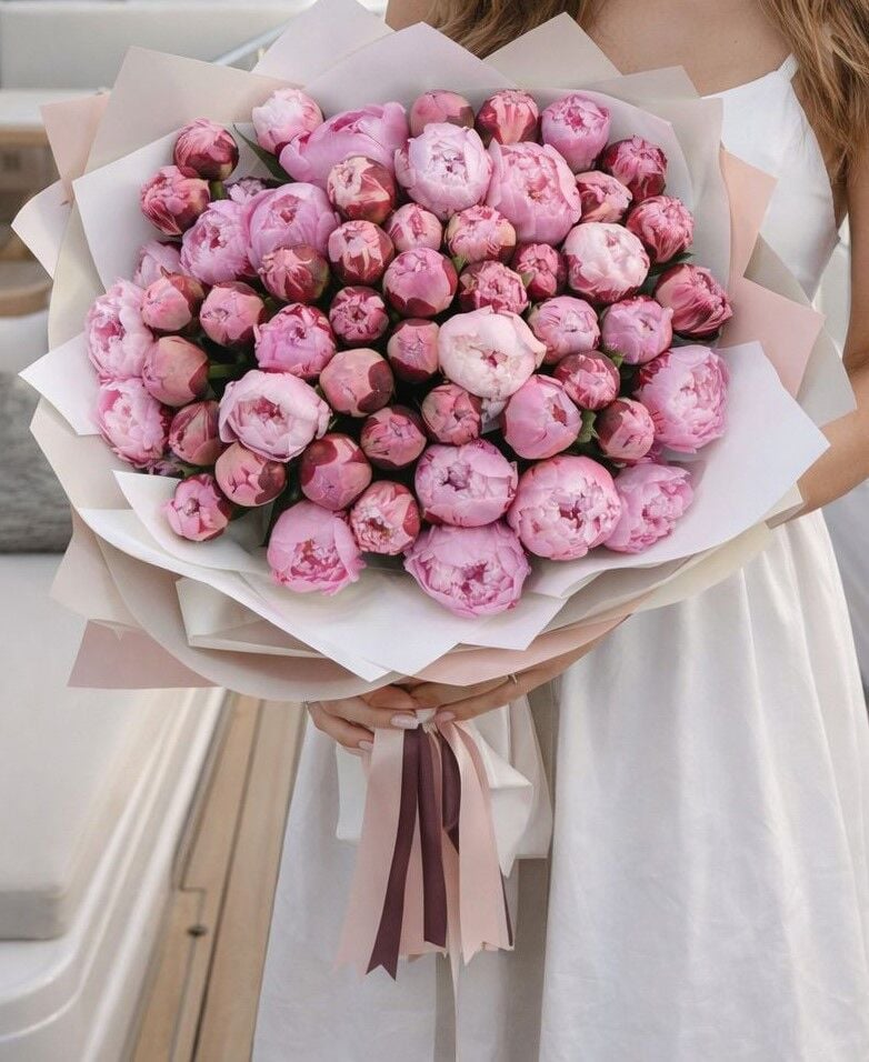 Pembe Şakayık Buketi