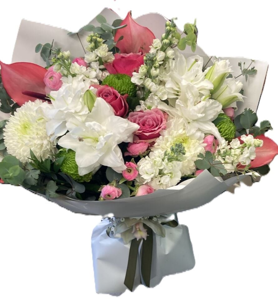 Pembe ve Beyaz Renkli Buketler
