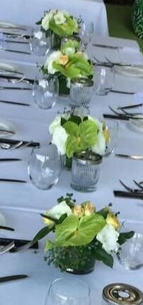 Masa çiçekleri