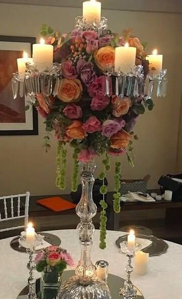 Şamdan Masa çiçekleri