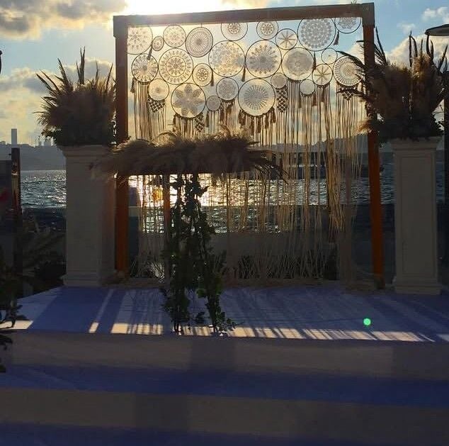 Tak & Nikah Kürsüsü