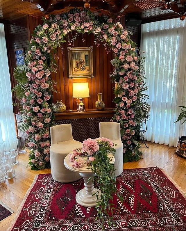 Nikah Kürsüsü Ve Tak — portföy görseli