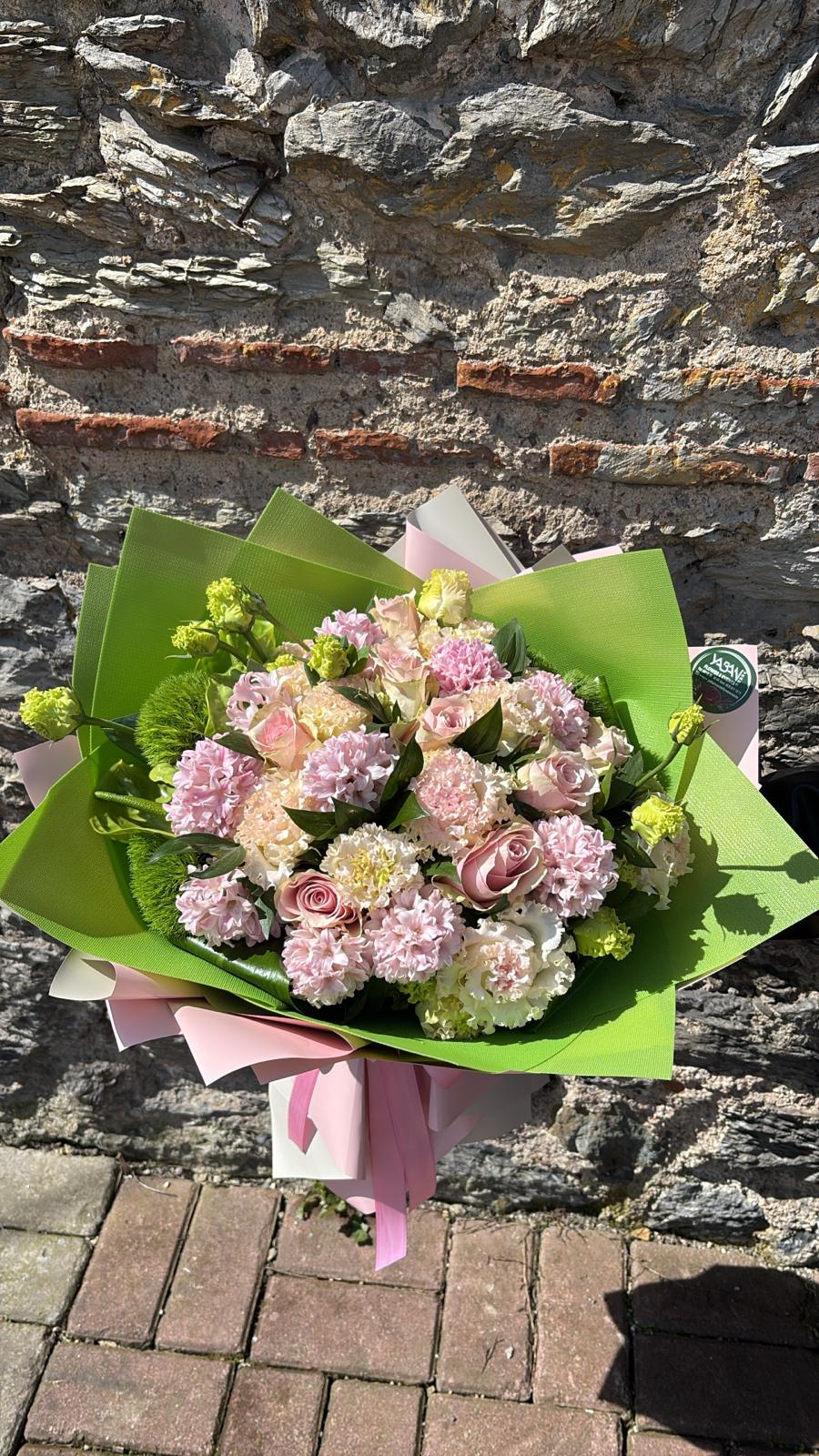 Nikah Kürsüsü Ve Tak — portföy görseli