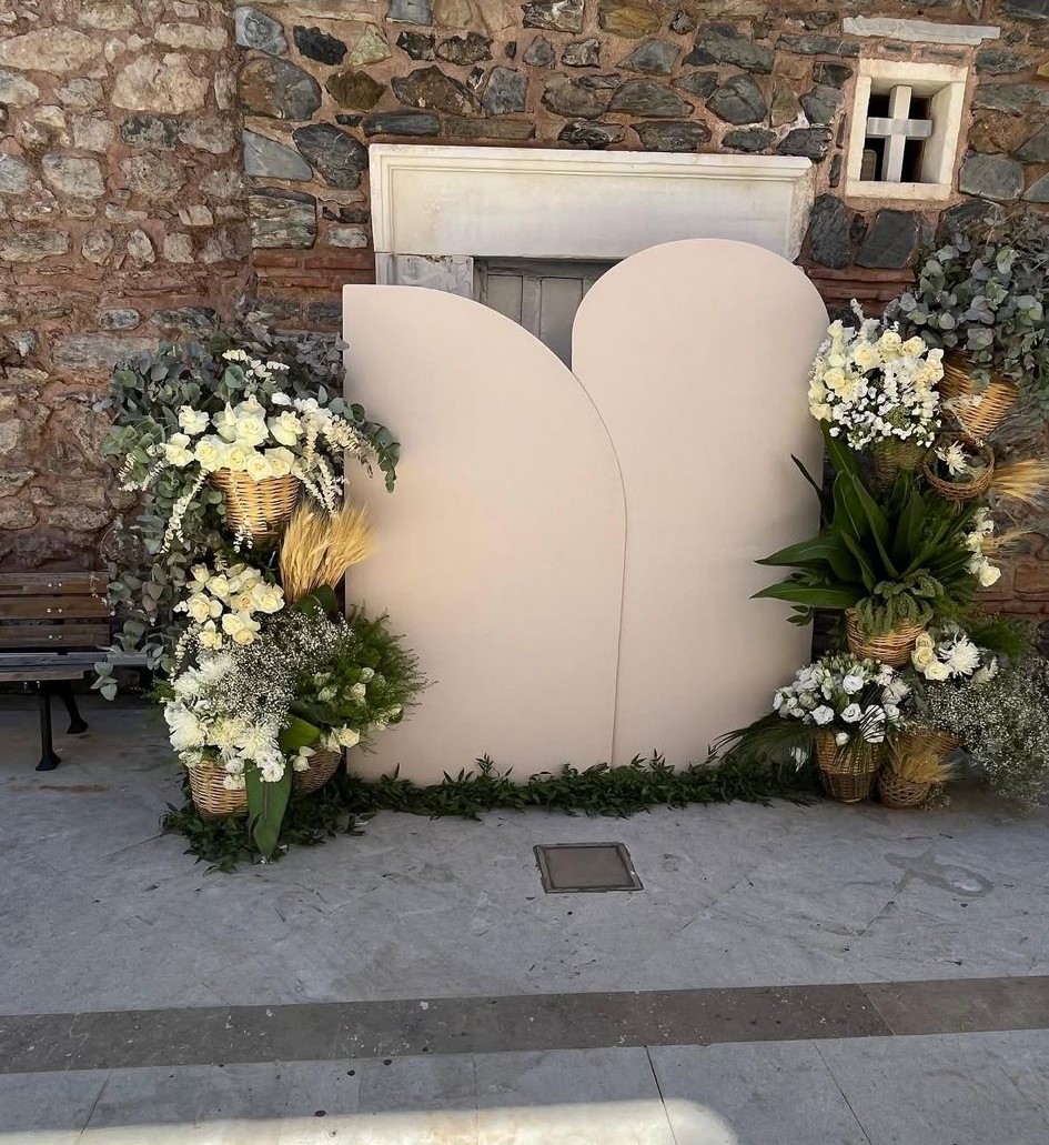 Nikah Kürsüsü Ve Tak — portföy görseli