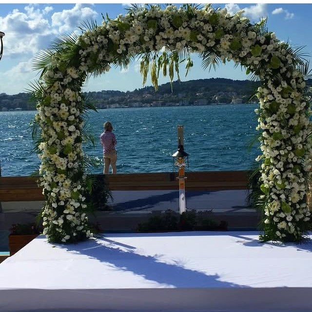 Nikah Kürsüsü Ve Tak — portföy görseli