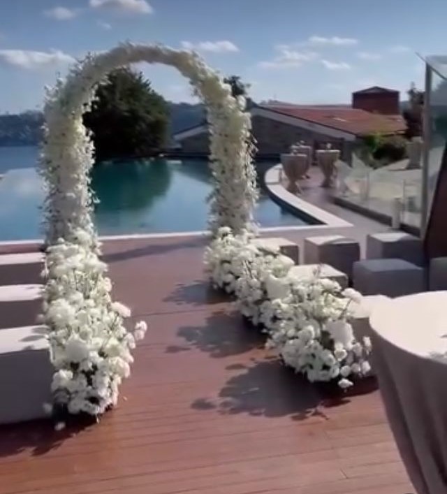 Nikah Kürsüsü Ve Tak — portföy görseli