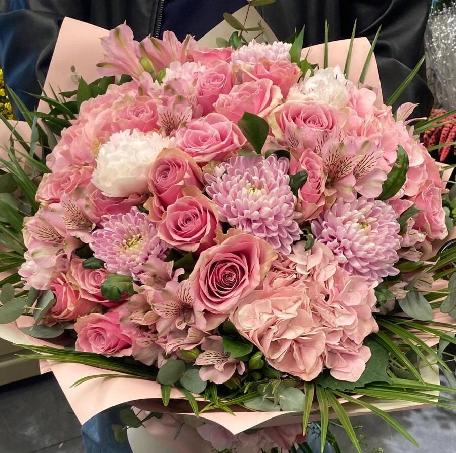 Pembe Buket -